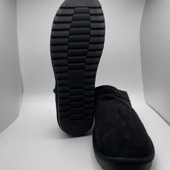 CUSHIONAIRE Women's Cozy Faux Shearling Genuine Suede mule slippers BLACK 7.5 - Picture 5 of 6